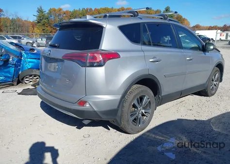 2018 Toyota Rav4 Xle from USA, damaged, VIN JTMRFREV4JD241522